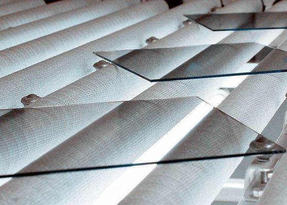 6.0mm αλκαλικό ανθεκτικό AR μετρίασαν τη μη ανακλαστική βελτιωμένη γυαλί μετάδοση φωτός του ήλιου