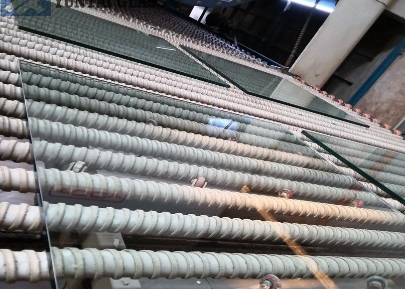 12mm χαμηλό γυαλί πλαισίων σιδήρου μη ανακλαστικό που κόβεται στην απόδειξη γρατσουνιών μεγέθους